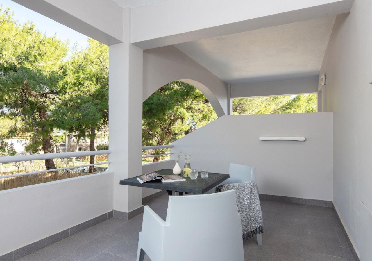 Alkinoi Resort And Spa Monemvasía Екстериор снимка
